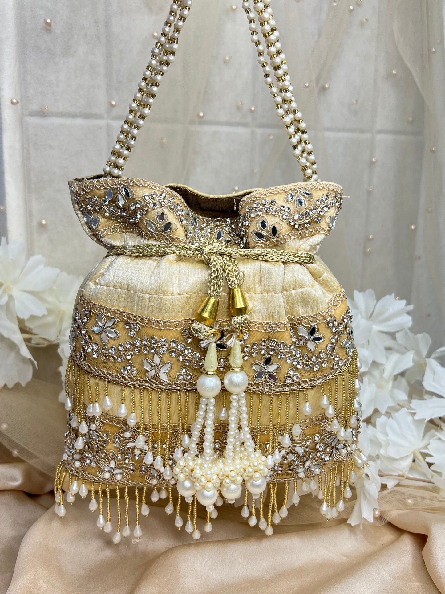 Mirror Potli