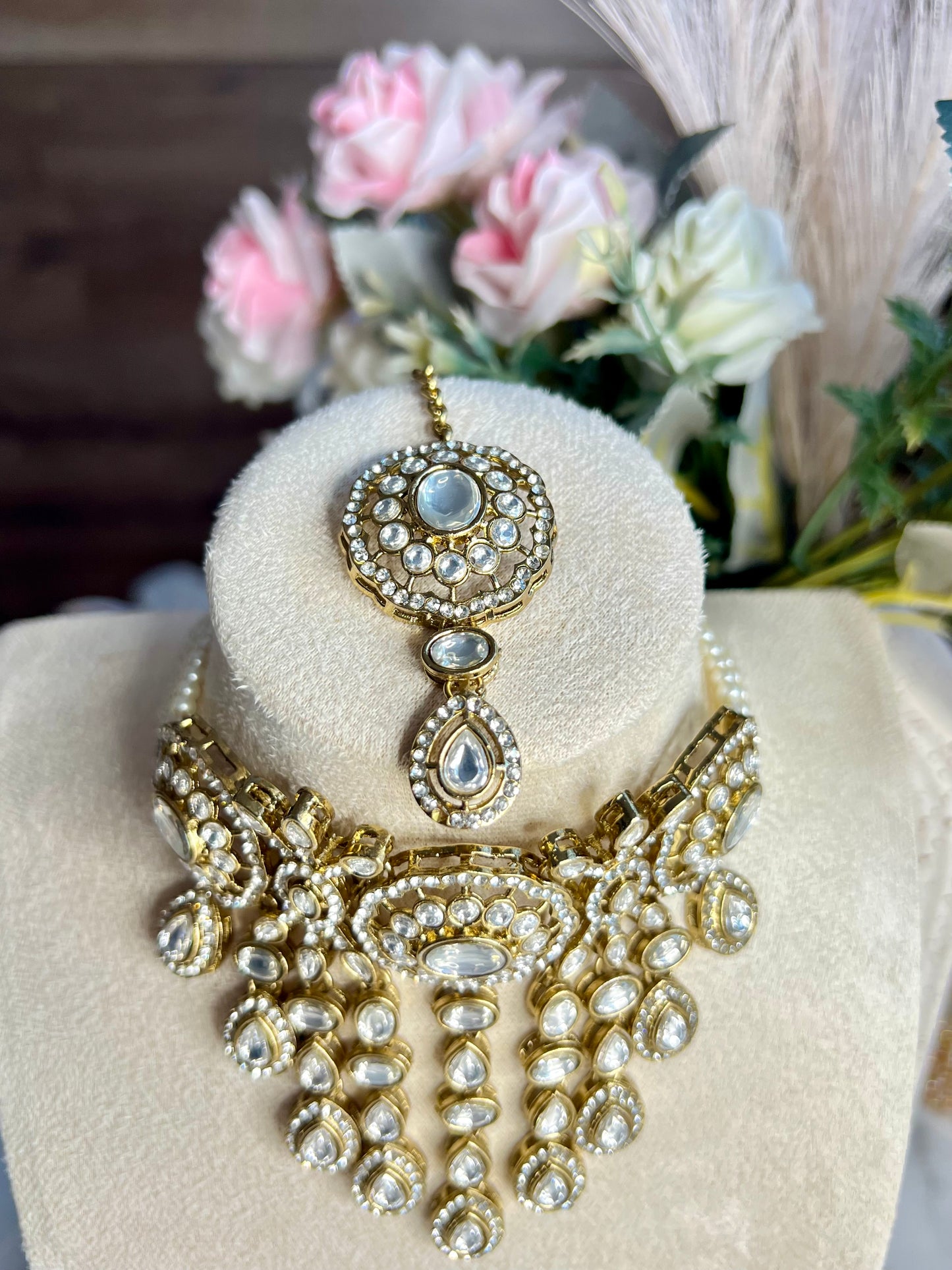 Kundan Waterfall Necklace Set