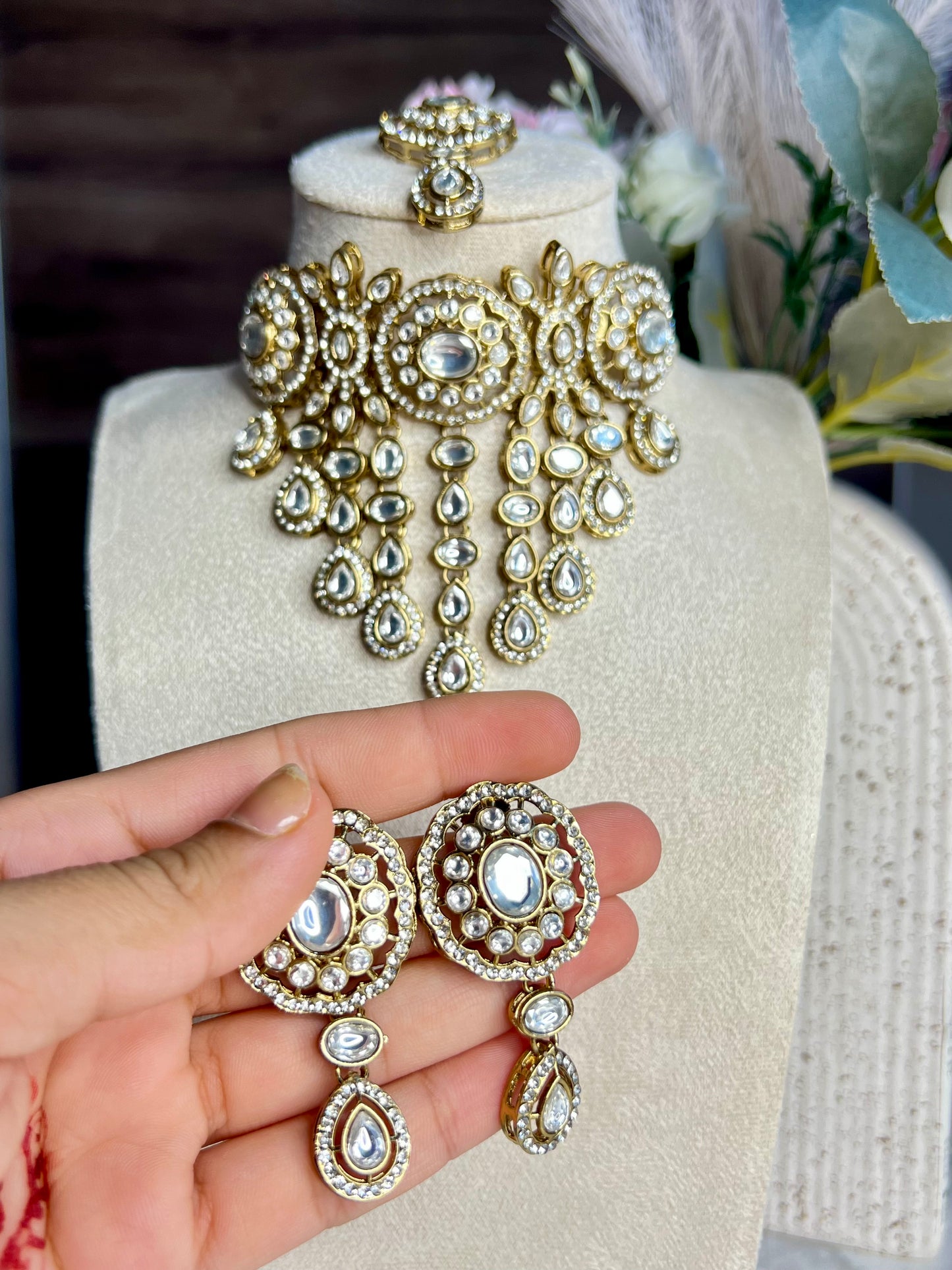 Kundan Waterfall Necklace Set