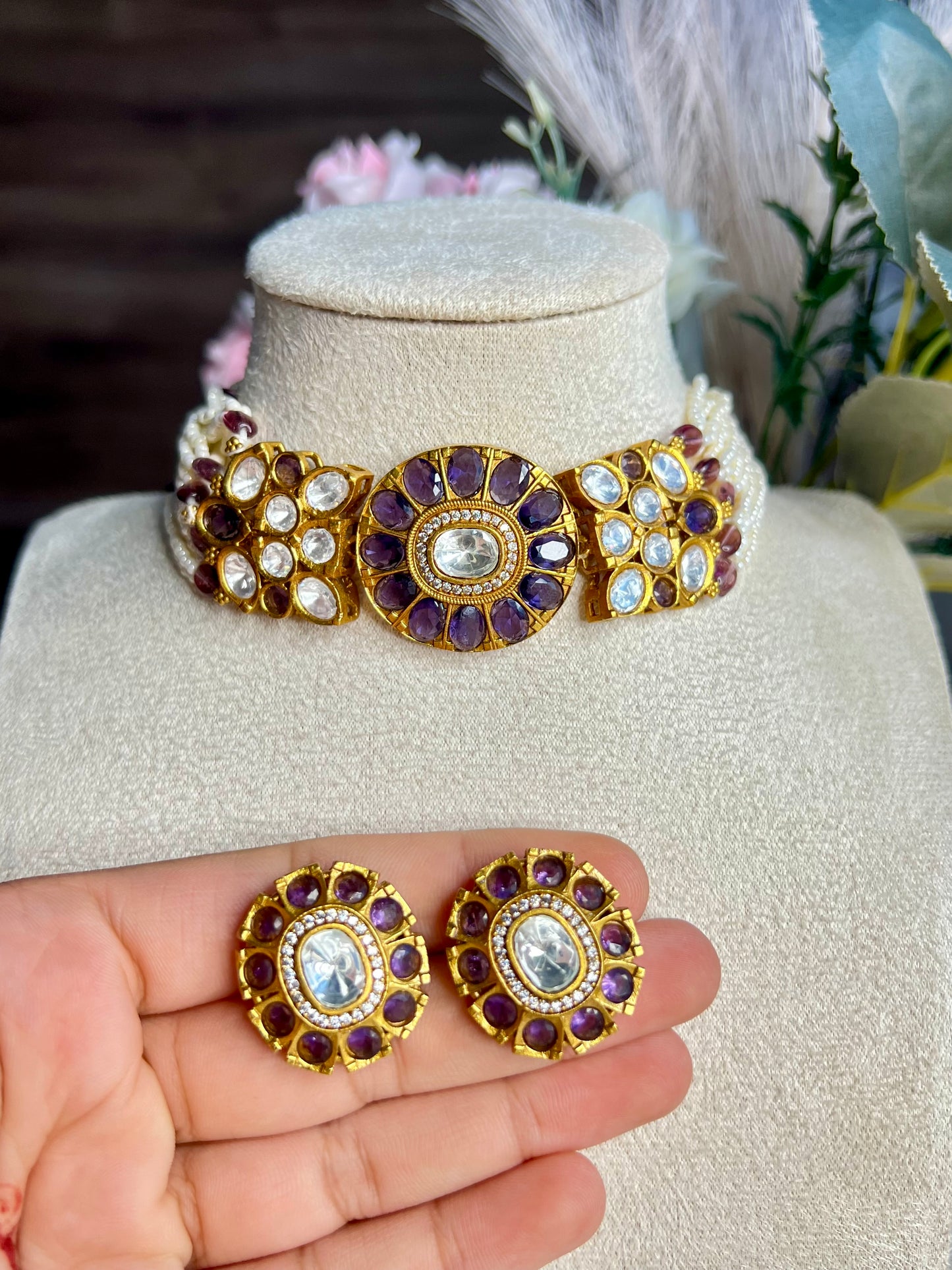 Sabyasachi Moisnatte Sleek Choker Set