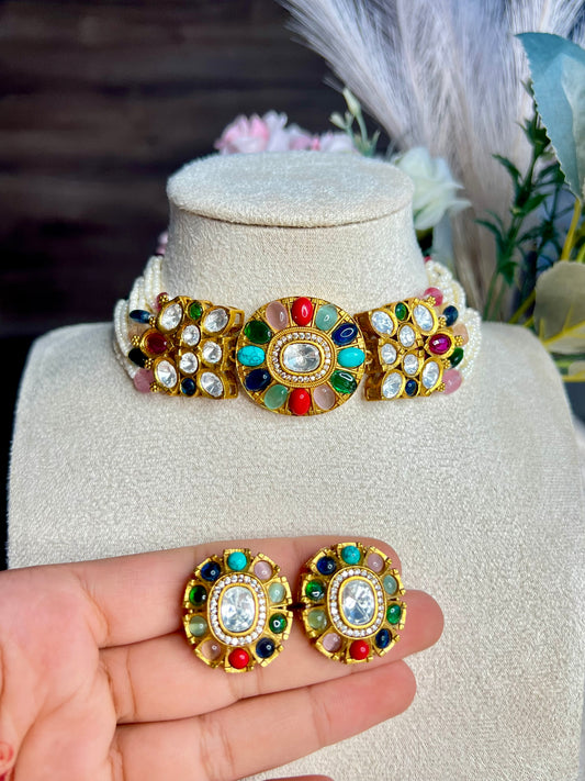 Sabyasachi Moisnatte Sleek Choker Set